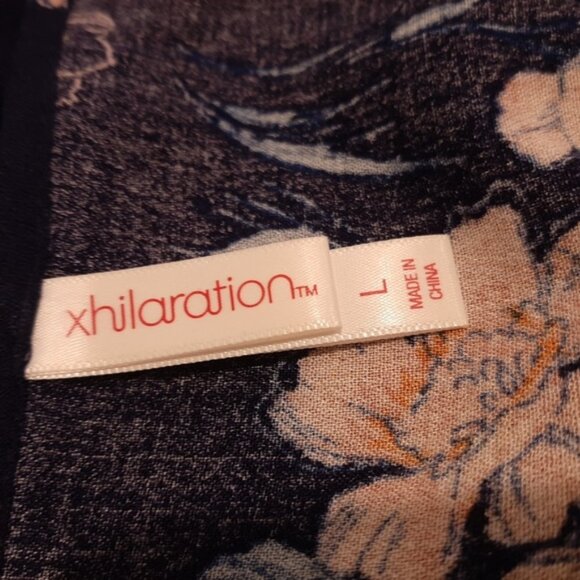 3/$20 Xhilaration Floral Crop Top Ruffled Short Sleeve Button Tie Front Target - Picture 9 of 11